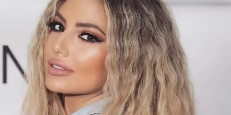 أنجيلا بشارة تعيد أزمتها مع طليقها وائل كفوري للواجهة برسالة تهديد