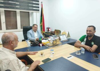 رئيس اللجنة البارالمبية الليبية والالمبياد الليبي يجتمع بمدير فرع طرابلس الكبرى لوزارة