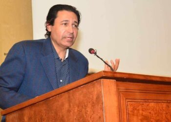 طويل ليل مجمرتي .. كتب الشاعر السيد الجزايرلي