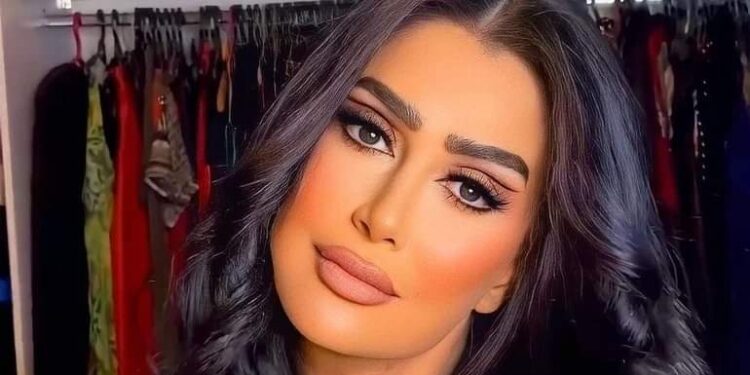 غادة عبد الرازق تحكي تجربتها مع الزواج المبكر وتكشف أسرار من حياتها