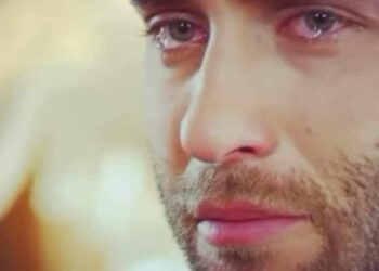 وبين حَرجَك .. وبين جَرحَك : بقلم الشاعر وائل رشوان