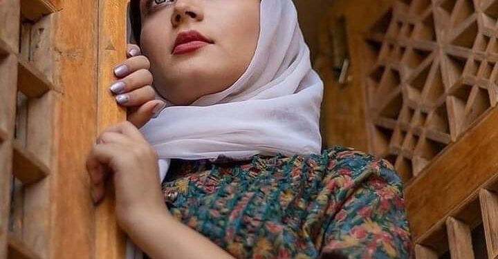 « لاتسألي » للشاعر أحمد وهبي