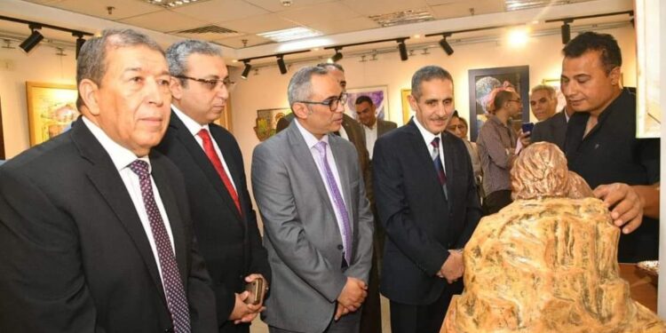 محافظ الغربية ورئيس قصور الثقافة يشهدان احتفالية مركز طنطا الثقافي