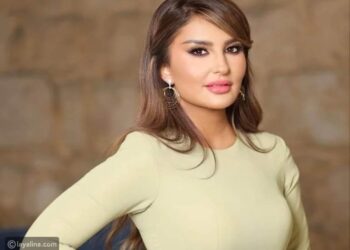 شذى حسون تنهار باكية في أول ظهور بعد انتقادات خطأ النشيد العراقي