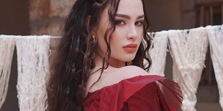 روان بن حسين تبكي بسبب مرضها النادر وتروي معاناتها