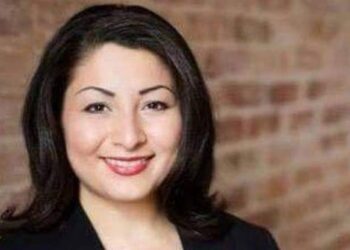 تعرف على مريم منصف  أول وزيره كندية مسلمة