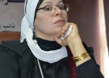 الشعرُ رسامٌ تفجر حرفة