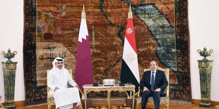 قمة مصرية قطرية بالقاهرة