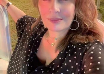 غناء الفراشة