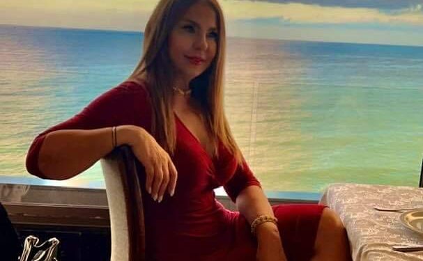 زائرةٌ فـي مُنتصفِ الشوق