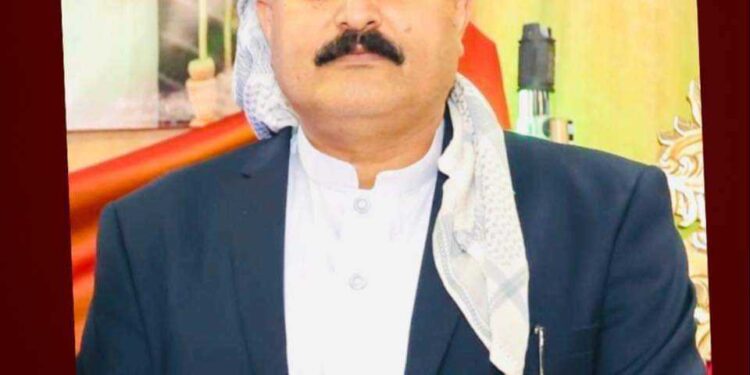 زَيتونُ  بِلاديَ  يَعرِفُني   