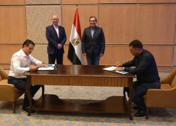 مصر وكندا توقعان  عقد بحث جديد للتنقيب عن الذهب والمعادن المصاحبة