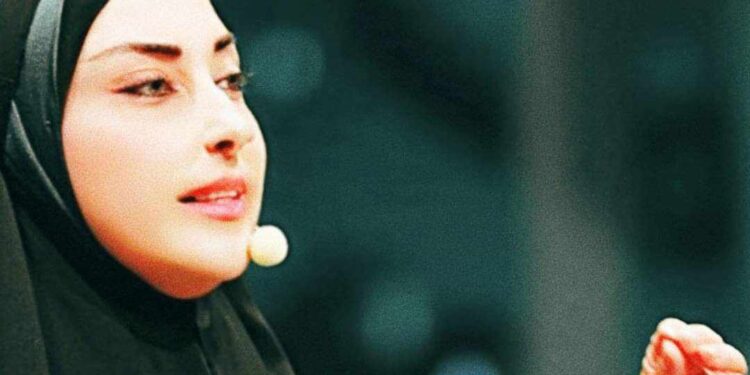 “غدًا” وأيُّ غدٍ يا أمُّ ننتظرُ …