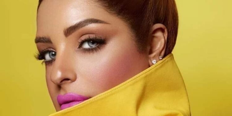 مرام البلوشي: إذا ولدي يبي يمثل بكيفه أما بناتي محجبات بالبيت