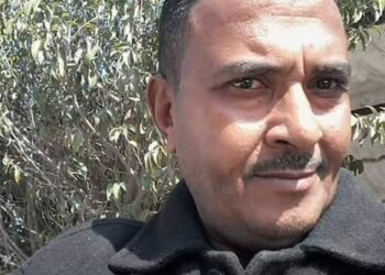 وكأنك غياب بلا عودة …