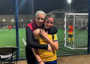 نشرت أسما شريف منير صورة جمعت بينها وبين طليقها