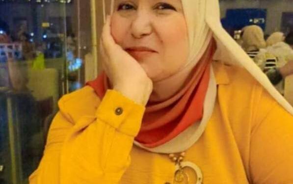 لا شىء يدعوني لدهشةِ عاشقٍ ..