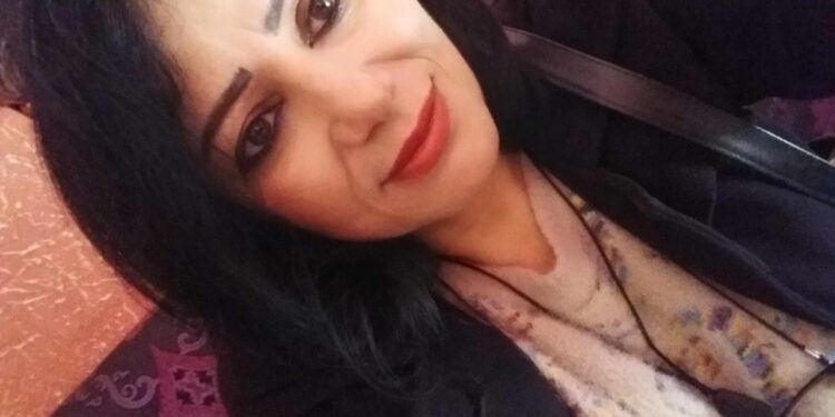 الأم التي هذت هل كانت …