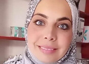 أأنتٓ العشق لخريفَ كينونتي …