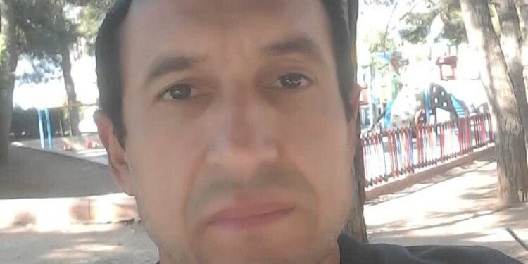 الروح قد أضناه الشوق