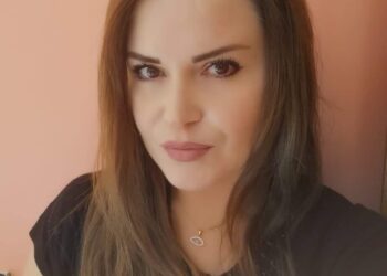 وفي شعلةِ وجعي