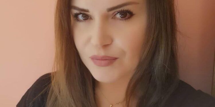 وفي شعلةِ وجعي