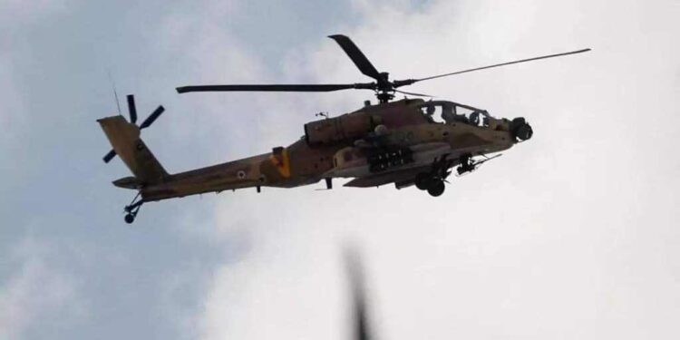 “يديعوت أحرونوت”: إسرائيل طلبت مروحيات “أباتشي” من واشنطن والطلب مرفوض