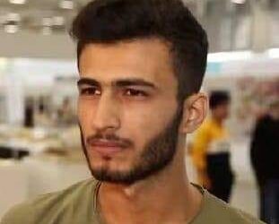 من خلف جدار العالم