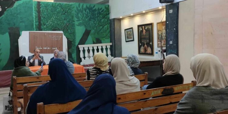 مناقشة تمكين المرأة المصرية بمبادرة “أنت الحياة” بالغربية