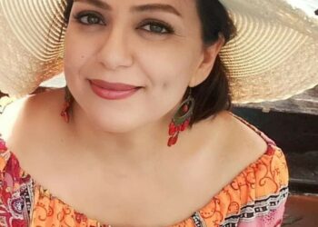  طـالما بقيـنـا صاحـييْـن