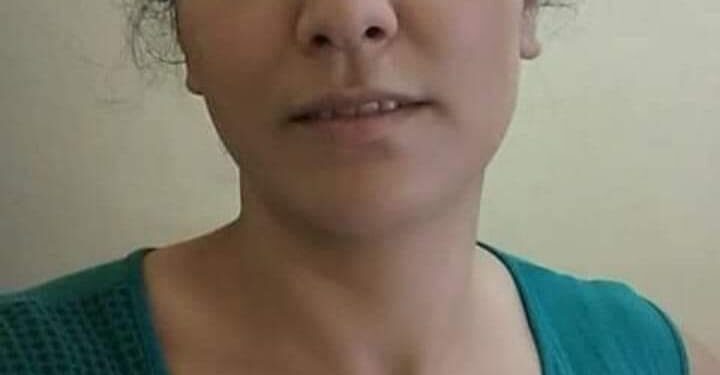 “هل لأني بسيطة “