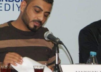 بالإبرة والخيط