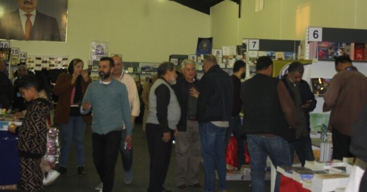 تواصل فعاليات معرض الكتاب الدولي في دورته الثانية