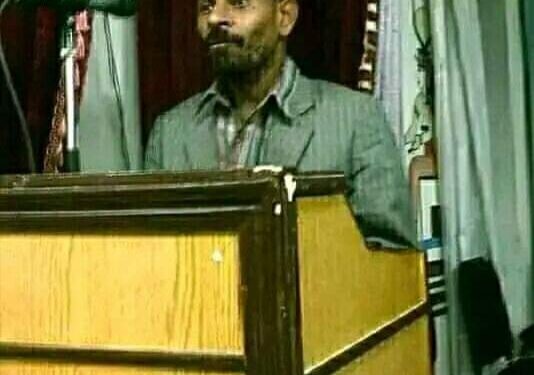 دقى الباب …