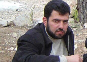 َحَـنَّ الفـؤادُ لـمـن بالقـبر مـثـواهُ …