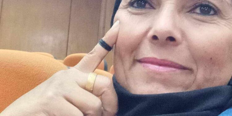 طلعت أشعة الشمس مسرسبة …