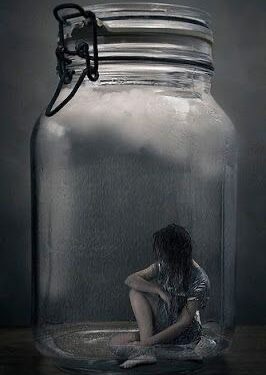 رياء( بوح الصورة) .. بقلم د. أمال بو حرب