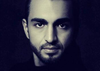 بأجسادٍ لها لونُ الضياءِ …