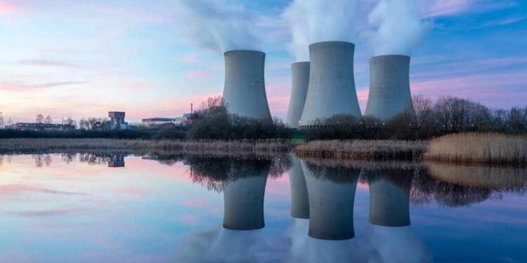 وكالة: رصدنا مؤشرات على بدء كوريا الشمالية تشغيل مفاعل نووي جديد