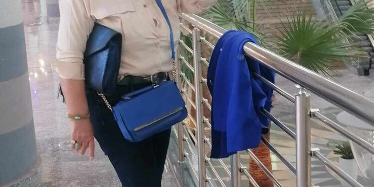 وَجهُك مَرايا ذاكِرة