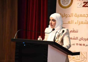 وكأن كلّ الخذلان عرف طريقه إليك