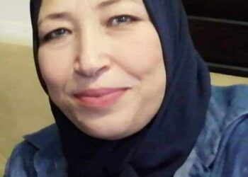 ان في عينيك نهر ا