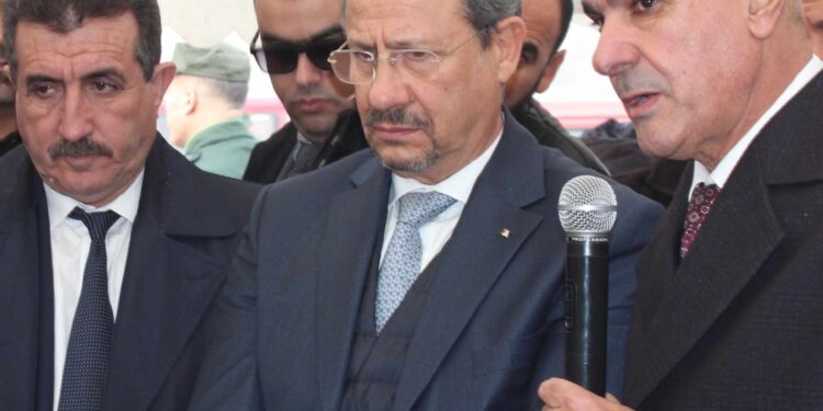 وزير الأشغال العمومية في زيارة عمل لقطاعة في برج بوعريريج