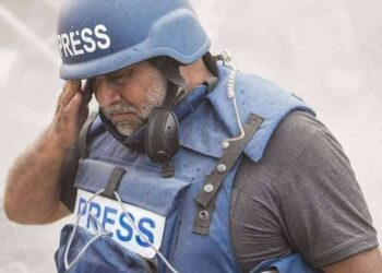 الصَّـبرُ يـأخـذ منـك الـدَّهـرَ موعـظةً …