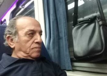 و قطـر الليَـالي يواصِــلْ مَسـيـرتُــه …