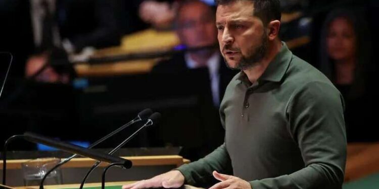 زيلينسكي يريد الاعتراف بضرورة التفاوض مع روسيا