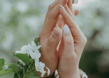 ف حبك باموت