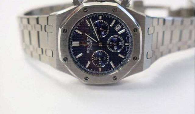 صدق ولا تستغرب .. ساعة بنصف مليون كرون تبحث عن مالكها بالسويد.