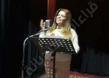 أودعي الأوتــَارَ حُزنَكِ ..