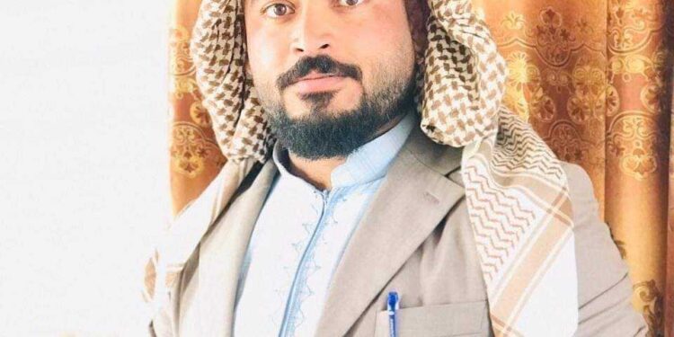 إلى كَم يَكتُمُ المَحزُونُ